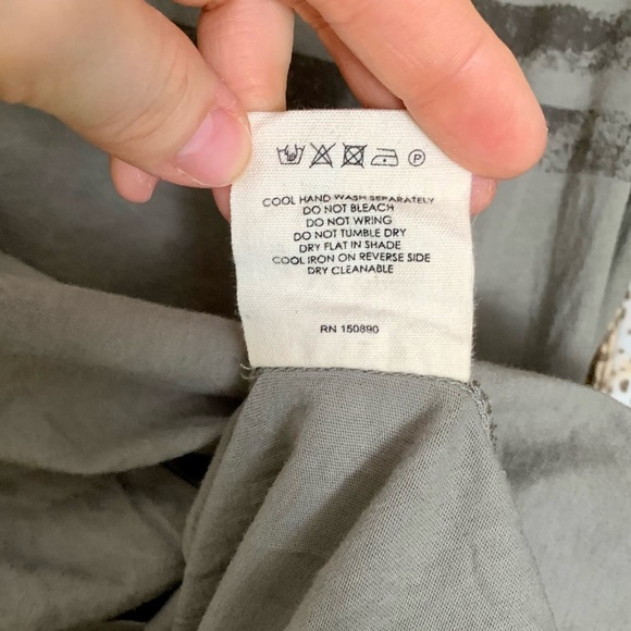 🎊SWAPPED🎊 💛Spell White Sands sample tee💛 - Picture 5 of 5